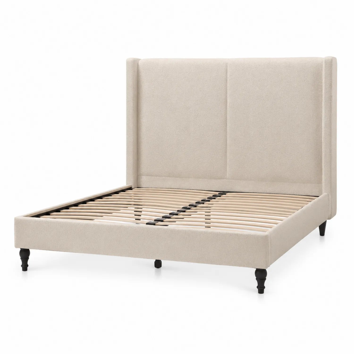 Letto matrimoniale in tessuto beige con testiera alta